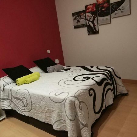 Apartamento Carmen Apartment Pamplona Luaran gambar