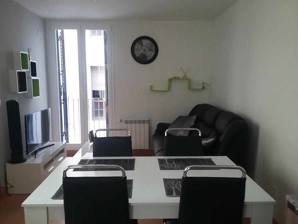 Apartamento Carmen Apartment Pamplona Luaran gambar