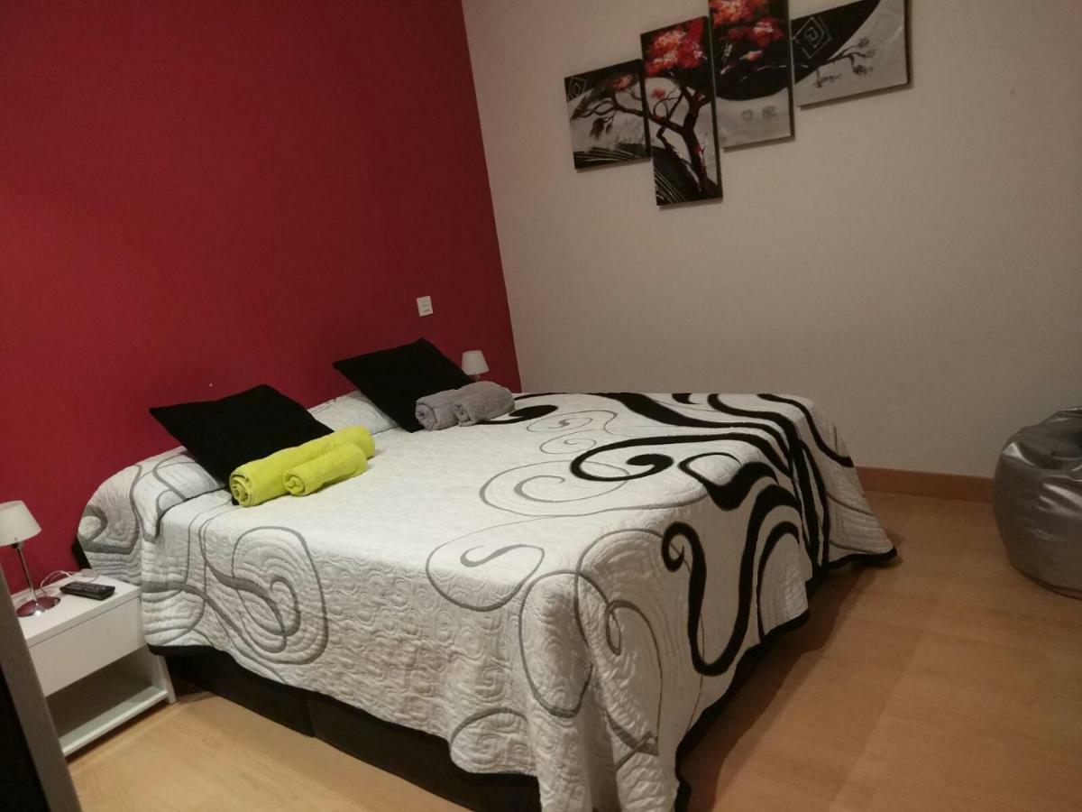 Apartamento Carmen Apartment Pamplona Luaran gambar