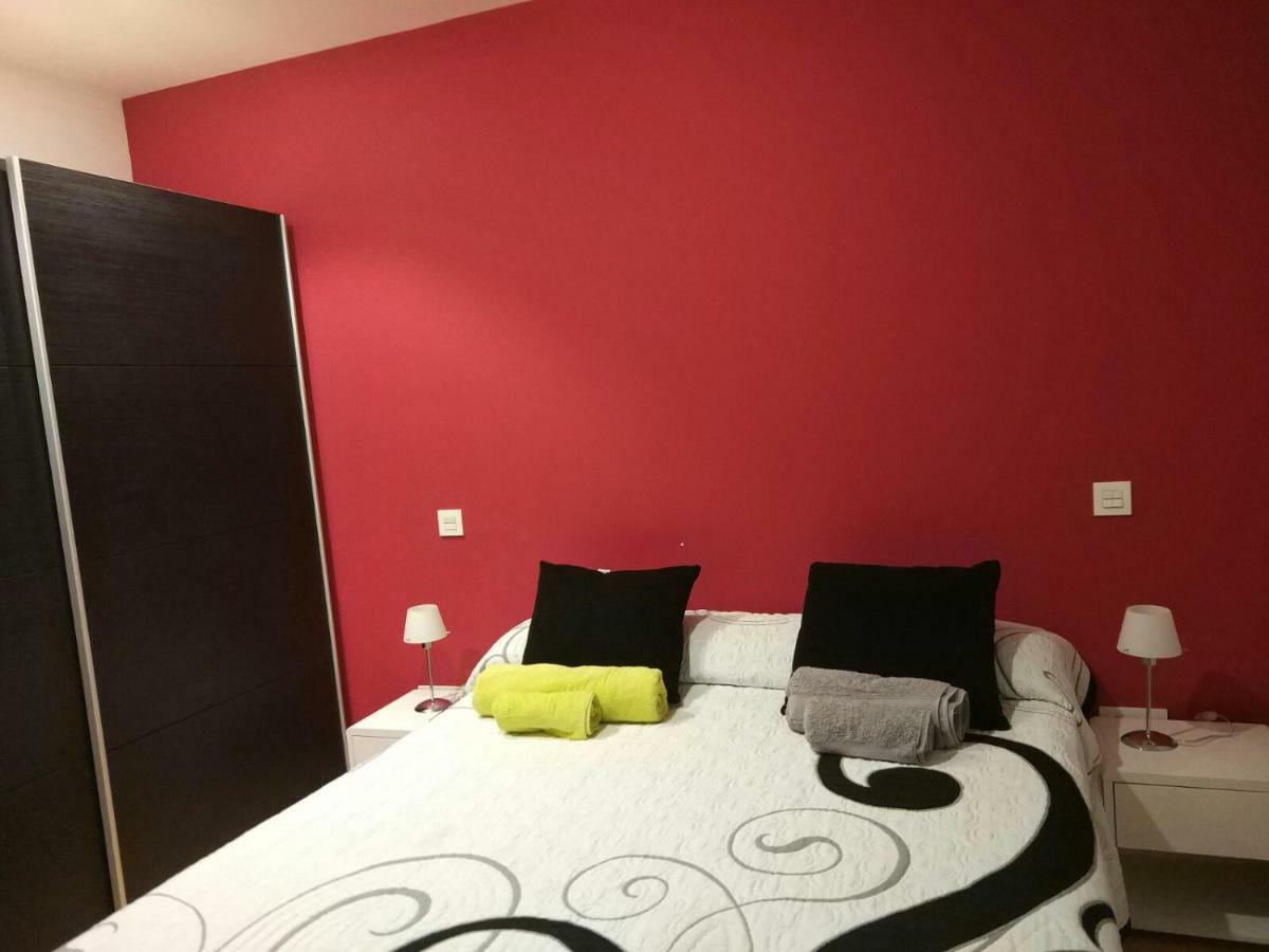 Apartamento Carmen Apartment Pamplona Luaran gambar